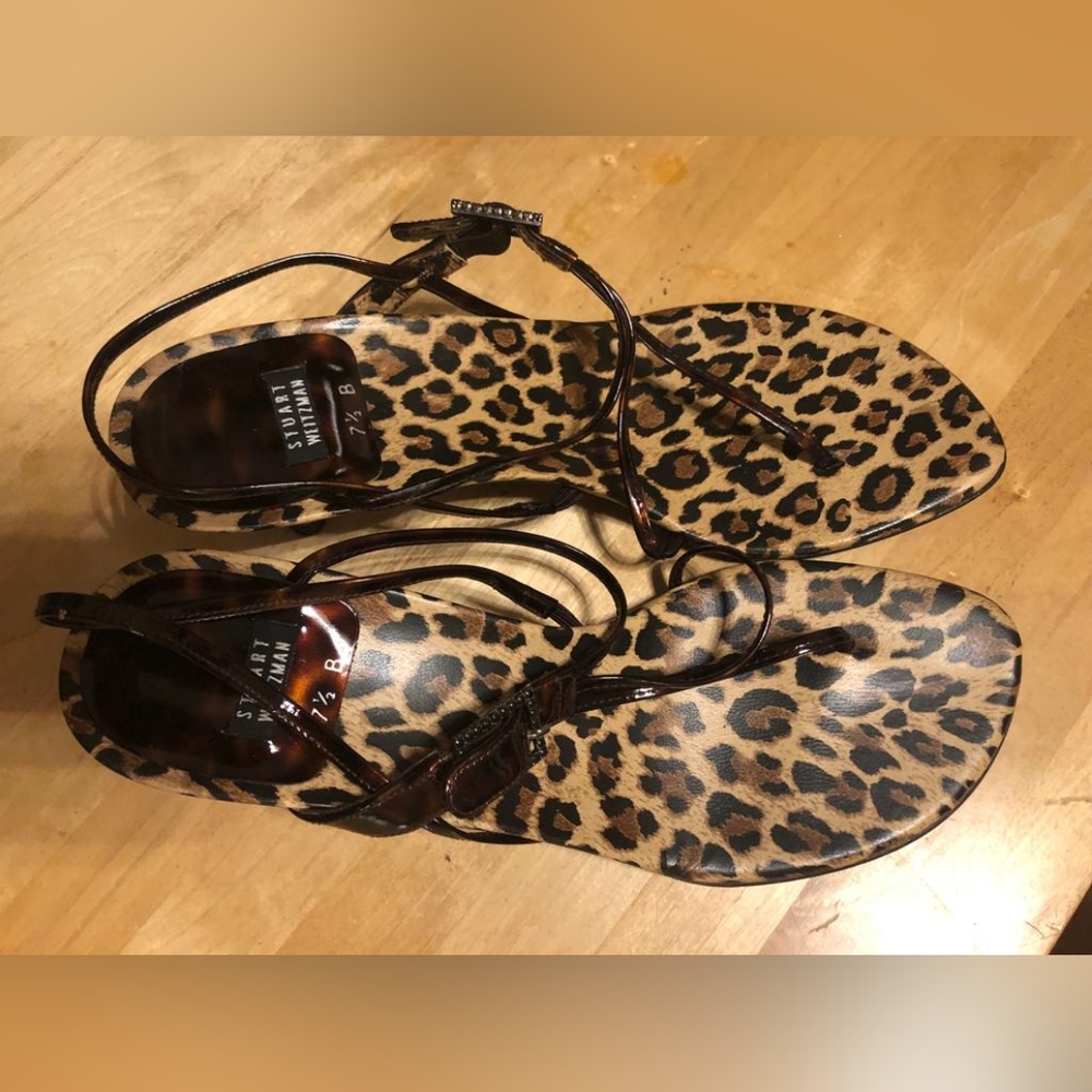 New Vintage Stuart Weitzman strappy kitten heels